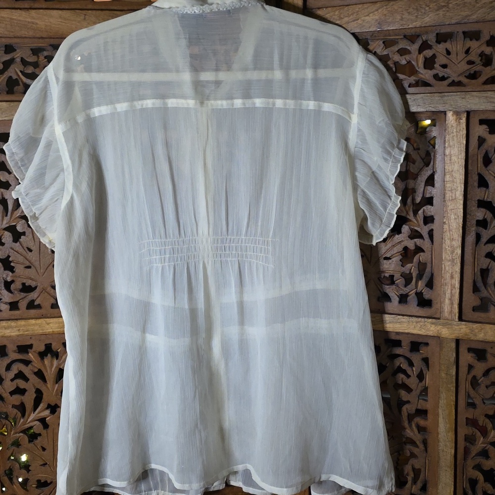 Crown Of Hearts Ivory Button-Up Blouse - Picture 5 of 5